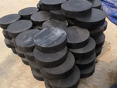 七星区板式橡胶支座由若干层橡胶片与薄钢板经加压硫化